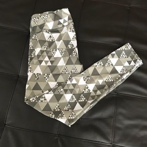 Print athletic leggings